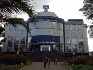 Learning Center Telkom University